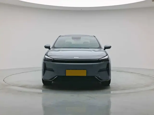 Geely Galaxy L6 — Фото автомобиля 2