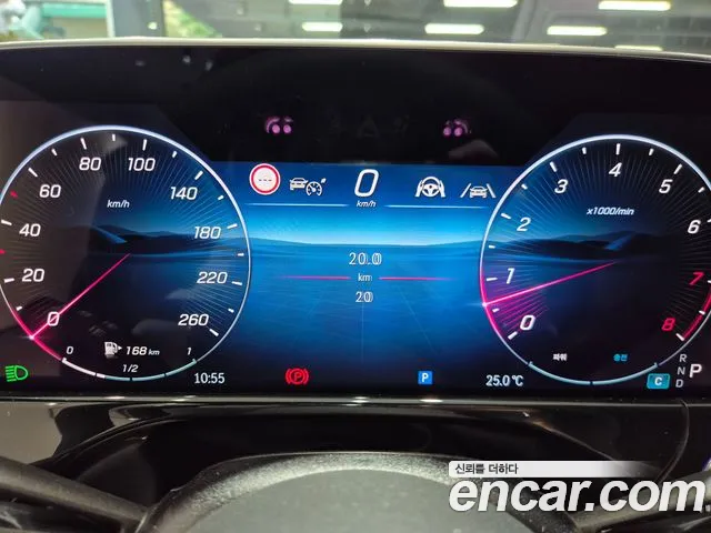 Mercedes-Benz E-Class — Фото автомобиля 9