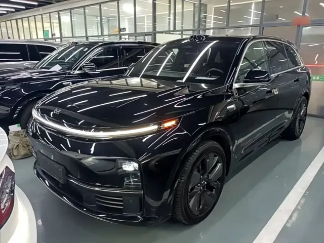 Фотография автомобиля — Li Auto L7