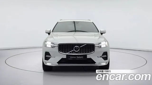 Volvo XC60 2nd Gen — Фото автомобиля 2