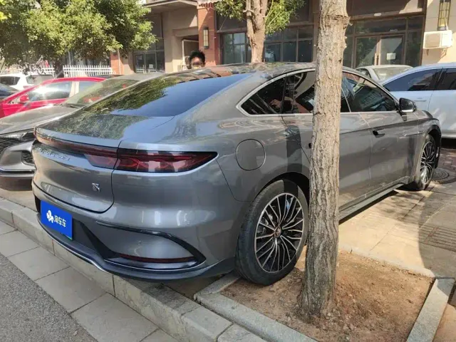 BYD Han — Фото автомобиля 3