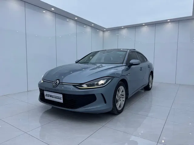 Фотография автомобиля — Volkswagen Lamando