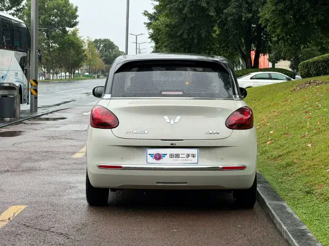 Wuling Bingo — Фото автомобиля 5