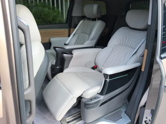 GAC Trumpchi M8 — Фото автомобиля 21