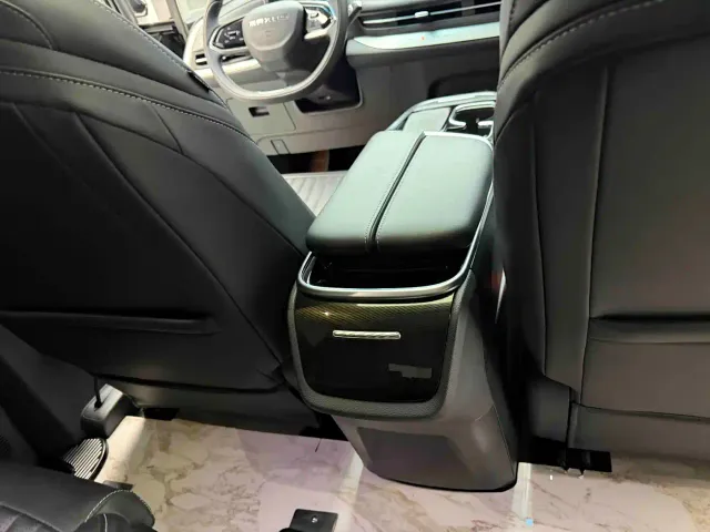 Maxus G90 — Фото автомобиля 6