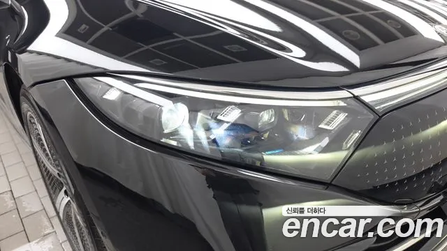 Mercedes-Benz EQS — Фото автомобиля 21