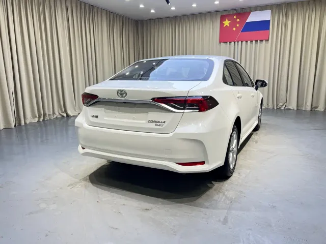 Toyota Corolla — Фото автомобиля 6