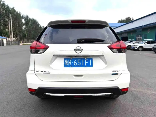 Nissan X-Trail 2022 2.0L 2WD Smart Connection Premium Edition — Фото автомобиля 4
