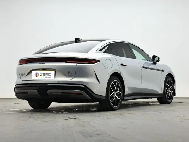 BYD Han L — Фото автомобиля 3