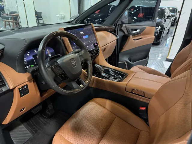 Toyota Vellfire — Фото автомобиля 4