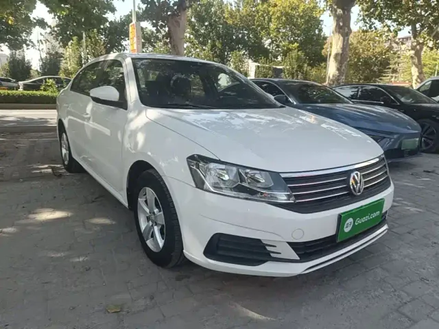 Volkswagen Lavida — Фото автомобиля 3