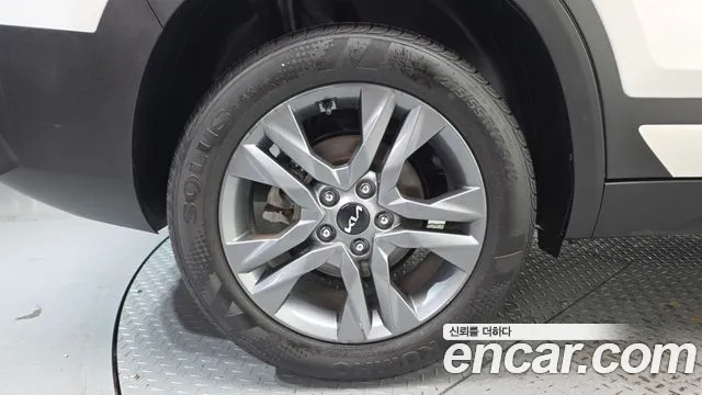 Kia Seltos Seltos Бензин 1.6 турбо 2WD — Фото автомобиля 5