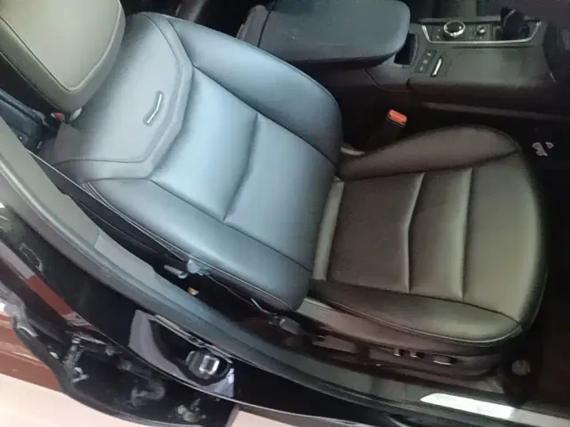 Cadillac XT5 — Фото автомобиля 24