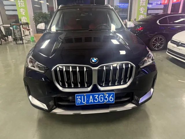 BMW X1 — Фото автомобиля 2