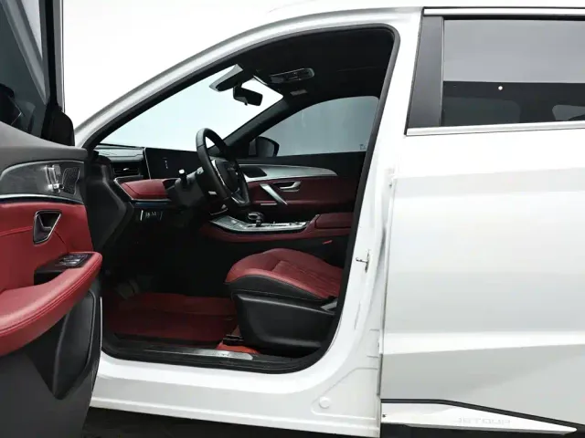 Jetour X70 Plus — Фото автомобиля 9