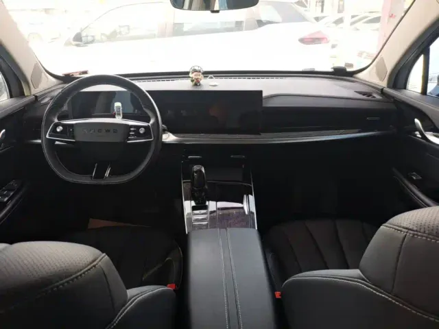 Roewe RX5 Max — Фото автомобиля 9