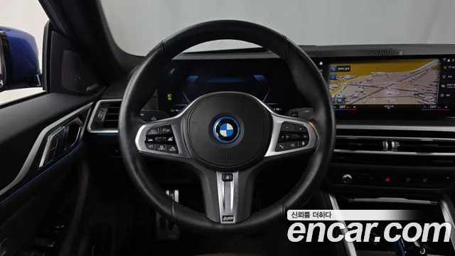 BMW i4 — Фото автомобиля 19