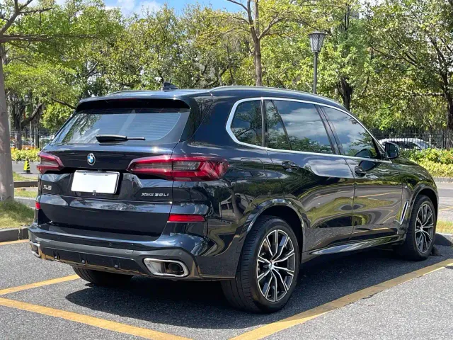 BMW X5 — Фото автомобиля 6