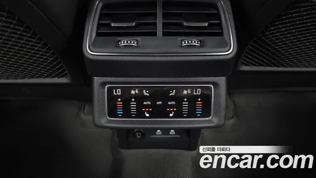 Audi e-tron — Фото автомобиля 19