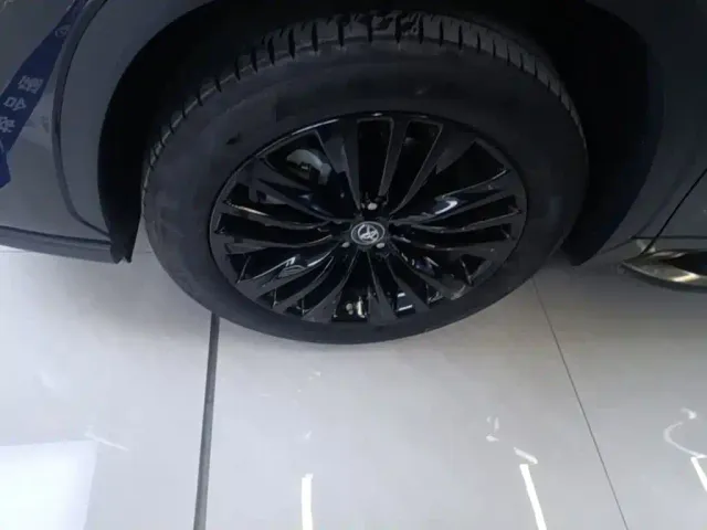 Toyota Highlander — Фото автомобиля 22