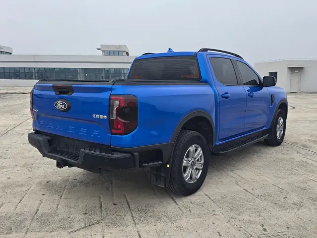 Ford Ranger — Фото автомобиля 7