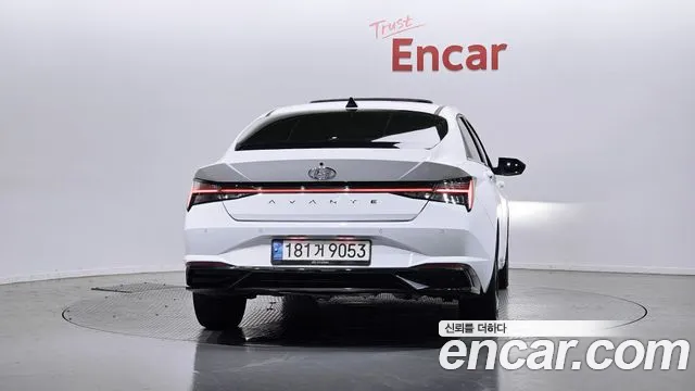 Hyundai AVANTE Avante (CN7) — Фото автомобиля 4
