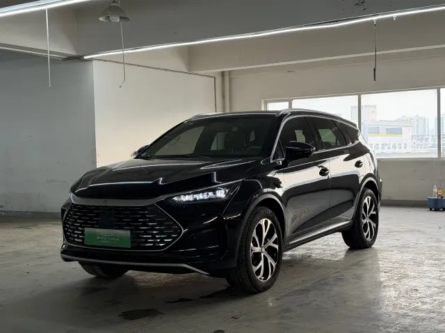 Фотография автомобиля — BYD Tang