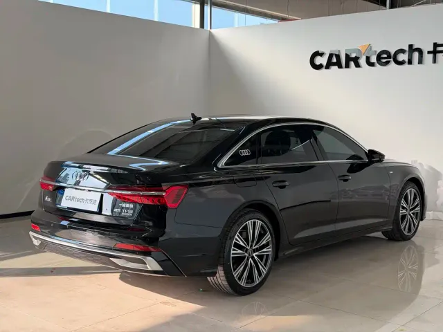 Audi A6L — Фото автомобиля 7