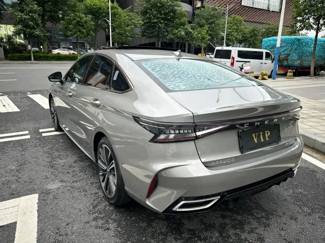Chery Arrizo 8 — Фото автомобиля 12