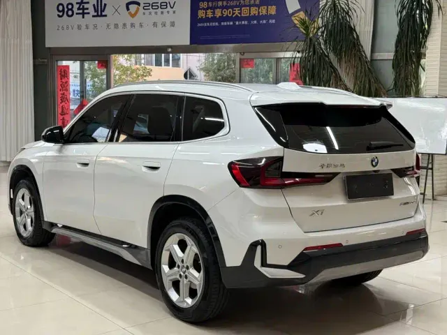 BMW X1 — Фото автомобиля 6