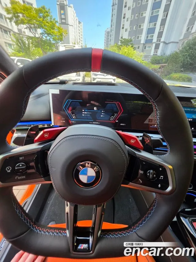 BMW M5 — Фото автомобиля 6