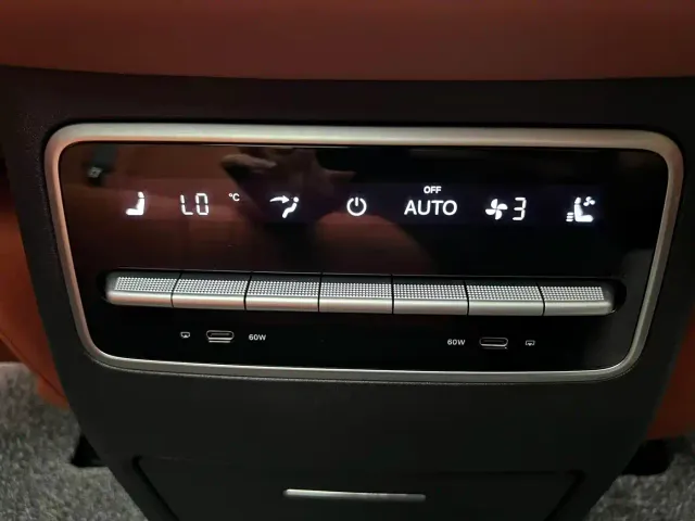 Li Auto L7 — Фото автомобиля 13