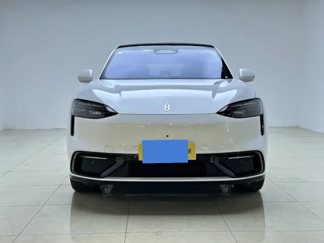 Aito M6 — Фото автомобиля 13