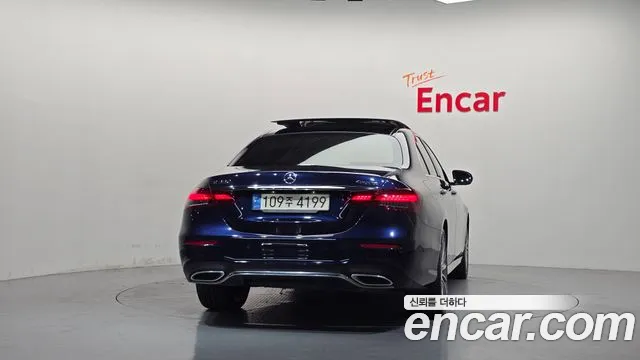 Mercedes-Benz E-Class W213 — Фото автомобиля 4