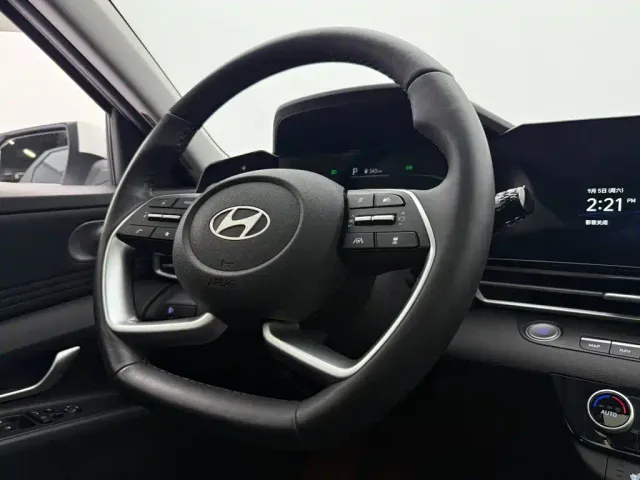 Hyundai Elantra — Фото автомобиля 19