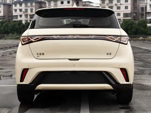 BYD Dolphin — Фото автомобиля 5