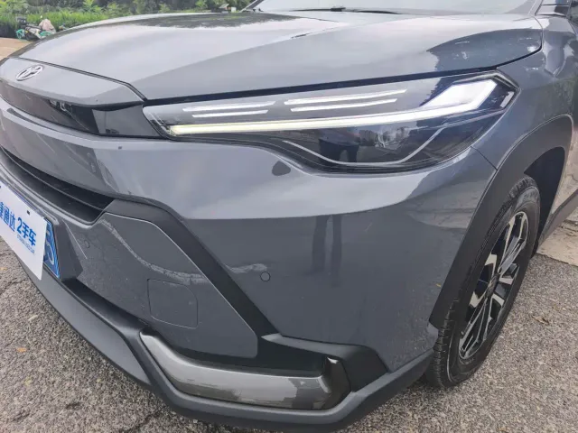 Toyota Frontlander — Фото автомобиля 10