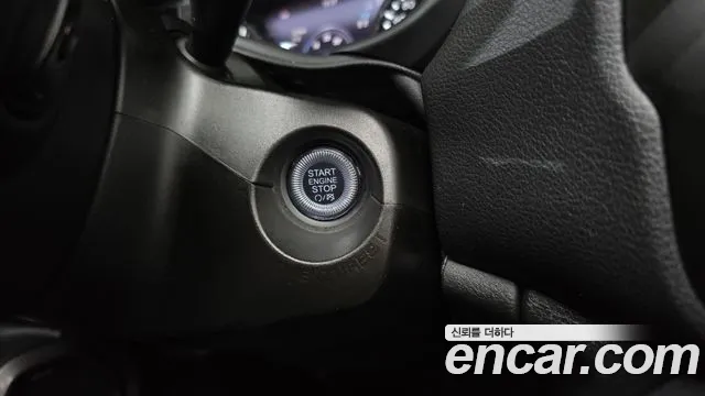 Jeep Renegade — Фото автомобиля 30
