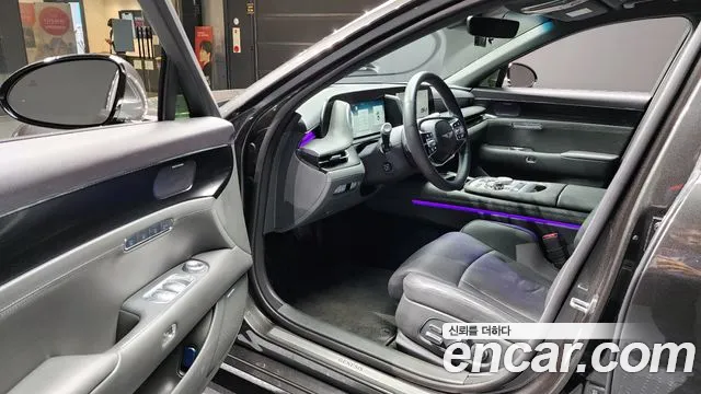 Genesis G90 Бензин 3.5 турбо AWD — Фото автомобиля 9