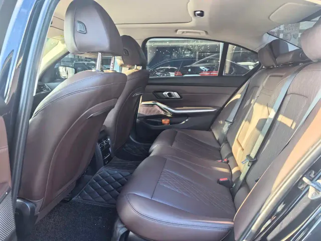 BMW BMW i3 2022 eDrive 35 L — Фото автомобиля 11