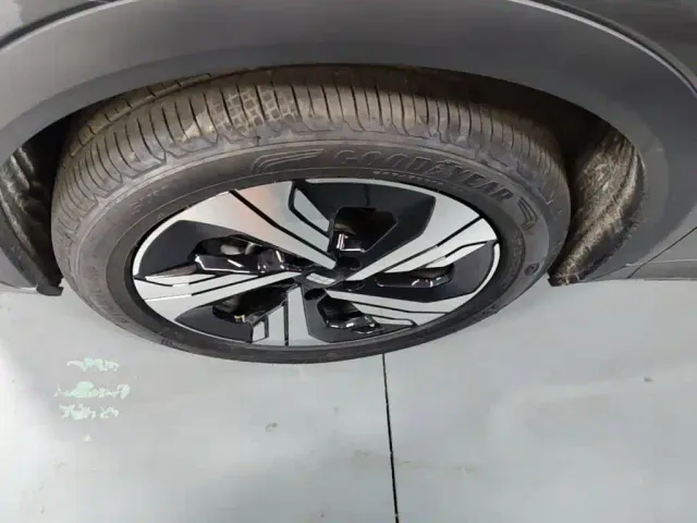 Geely Galaxy E5 — Фото автомобиля 22