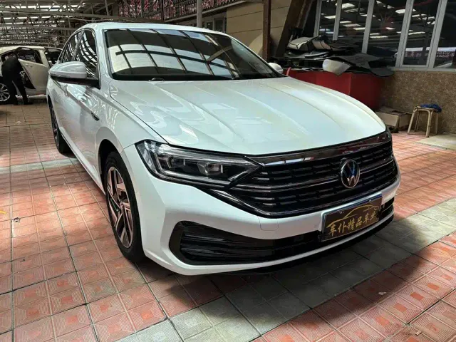 Volkswagen Sagitar — Фото автомобиля 3