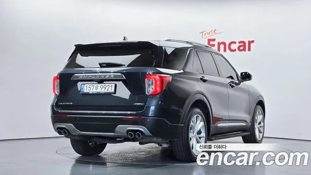 Ford Explorer Generation 6 — Фото автомобиля 2