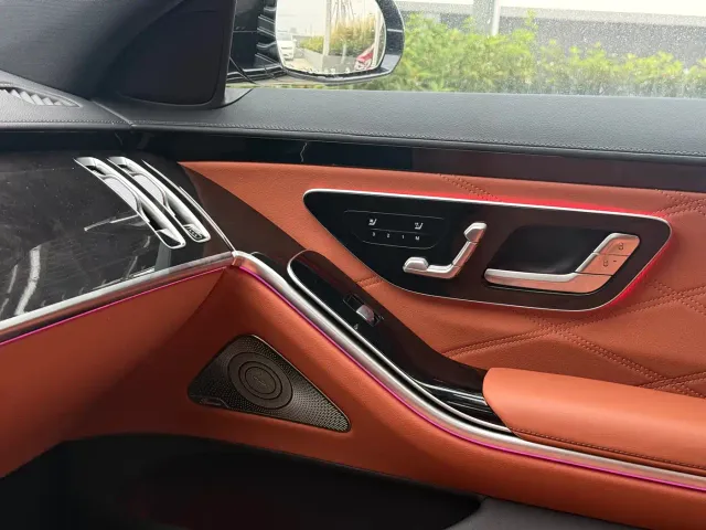Mercedes-Benz Maybach S-Class — Фото автомобиля 13