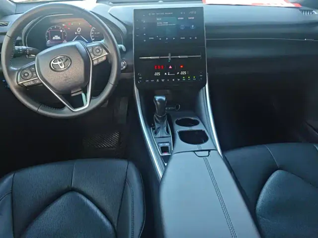 Toyota Avalon — Фото автомобиля 12
