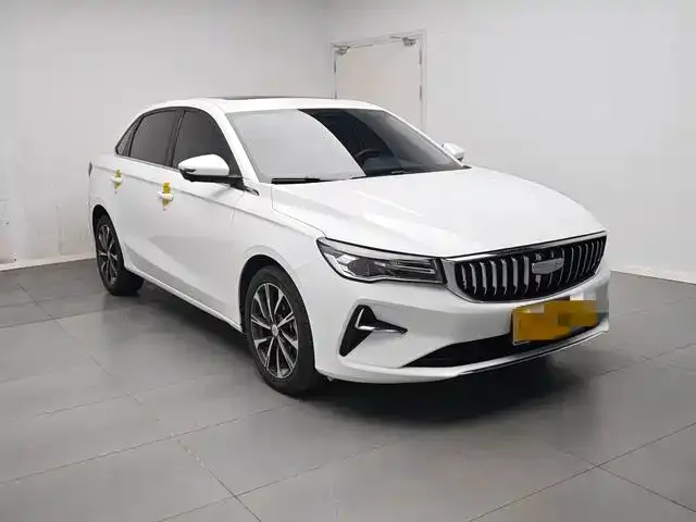 Geely Emgrand — Фото автомобиля 3