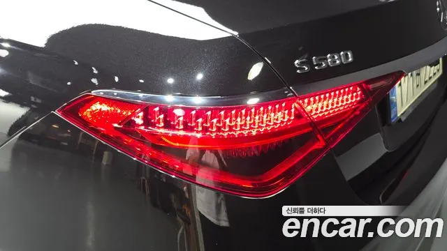 Mercedes-Benz S-Class W223 — Фото автомобиля 8