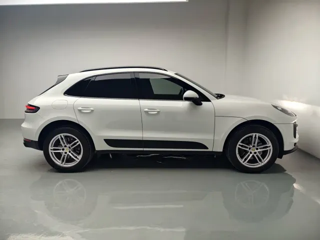 Porsche Macan — Фото автомобиля 13