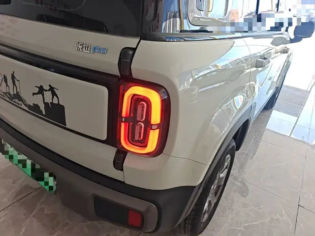 Baojun Yep Plus — Фото автомобиля 7