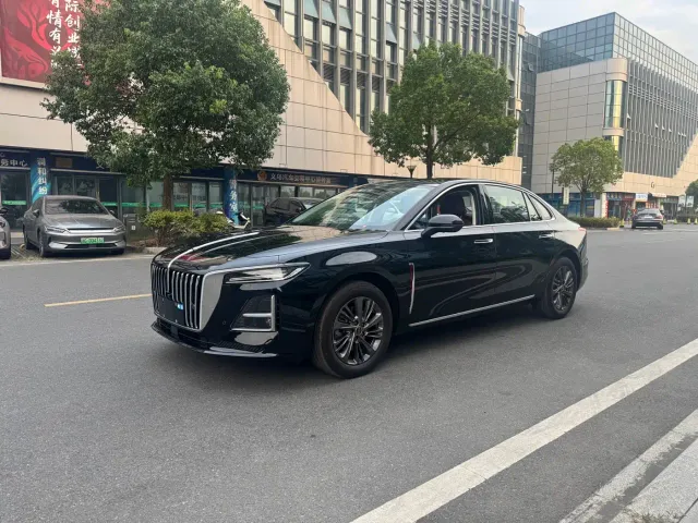 Фотография автомобиля — Hongqi H5